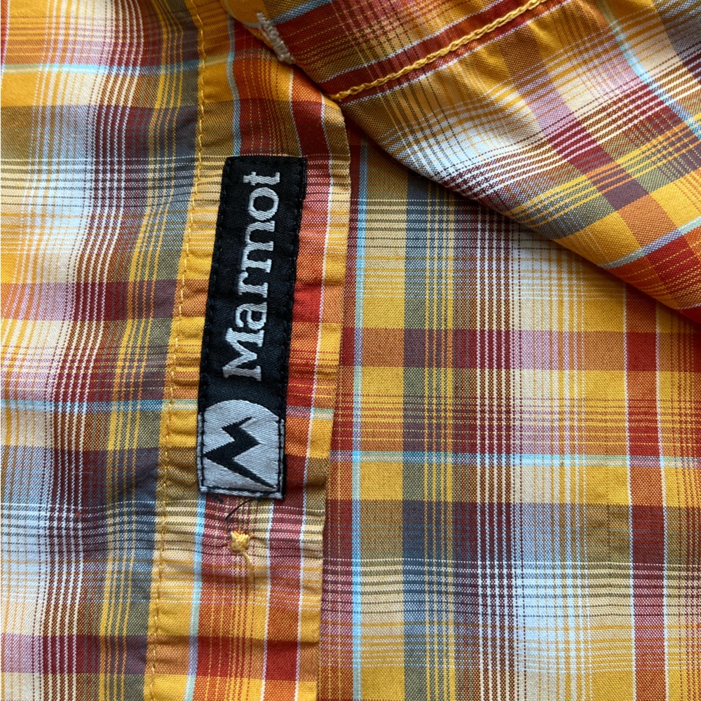 Men’s Marmot orange plaid shirt sleeve button down shirt. Size medium - Picture 8 of 14